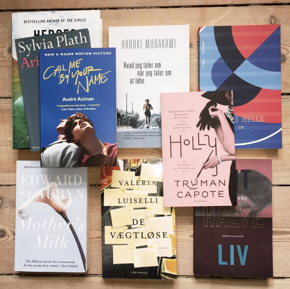 Billede af bøger Bogblog Bøger på Instagram