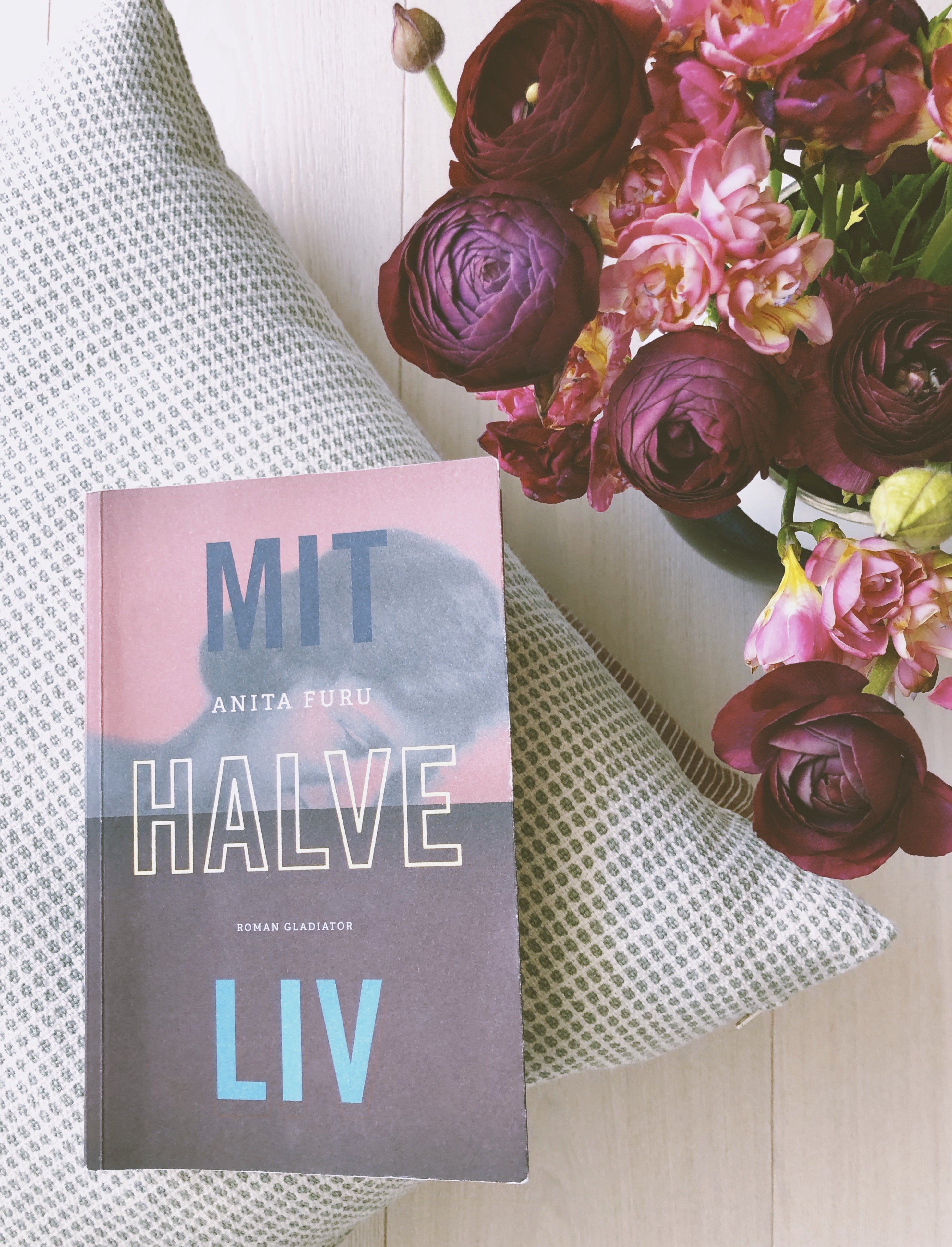 Bogen mit halve liv der er skrevet af Anita Furu som vandt debutantprisen 2018