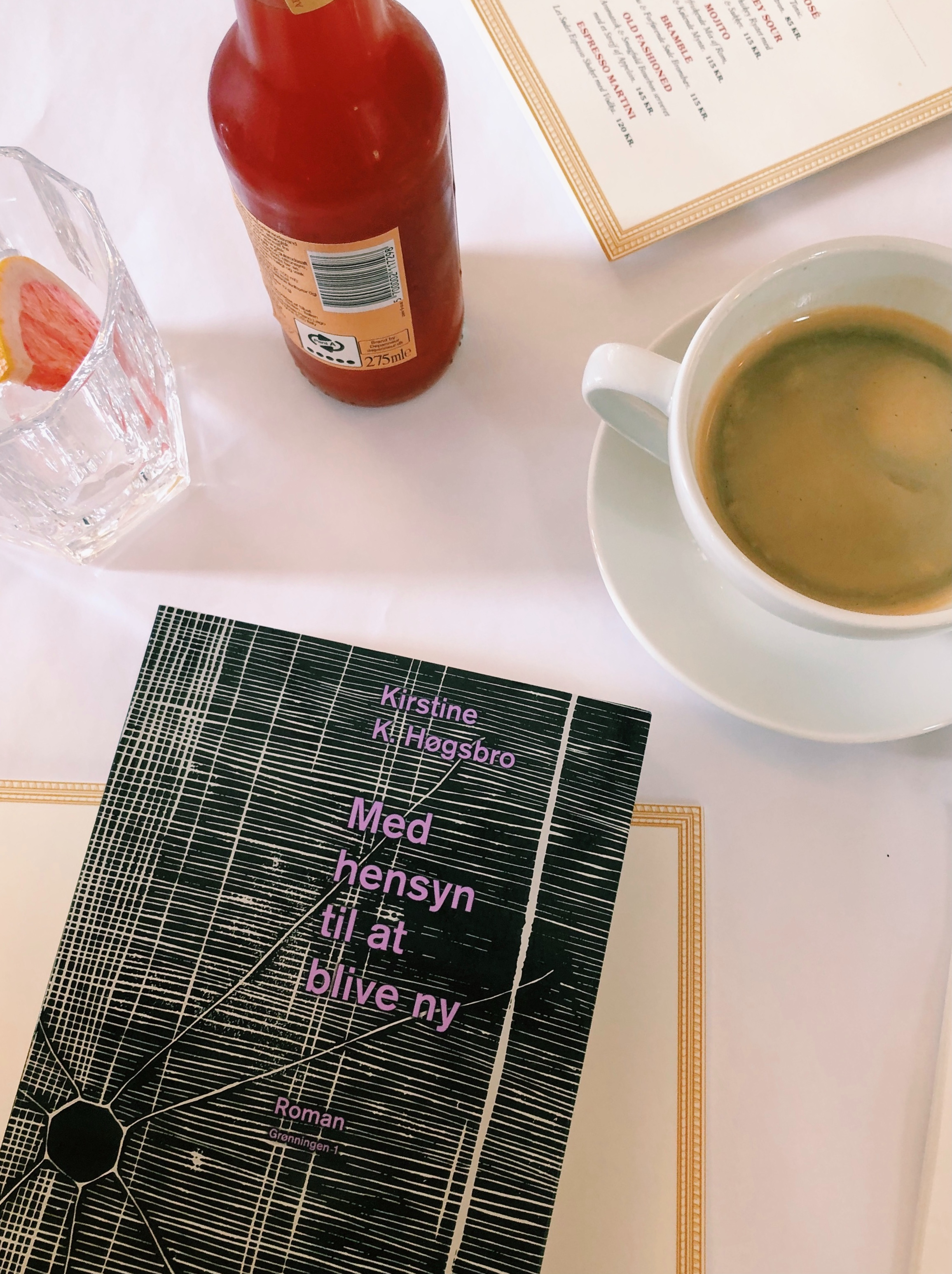 MED HENSYN TIL AT BLIVE NY af Kirstine K. Høgsbro på Sokkelund Bistro